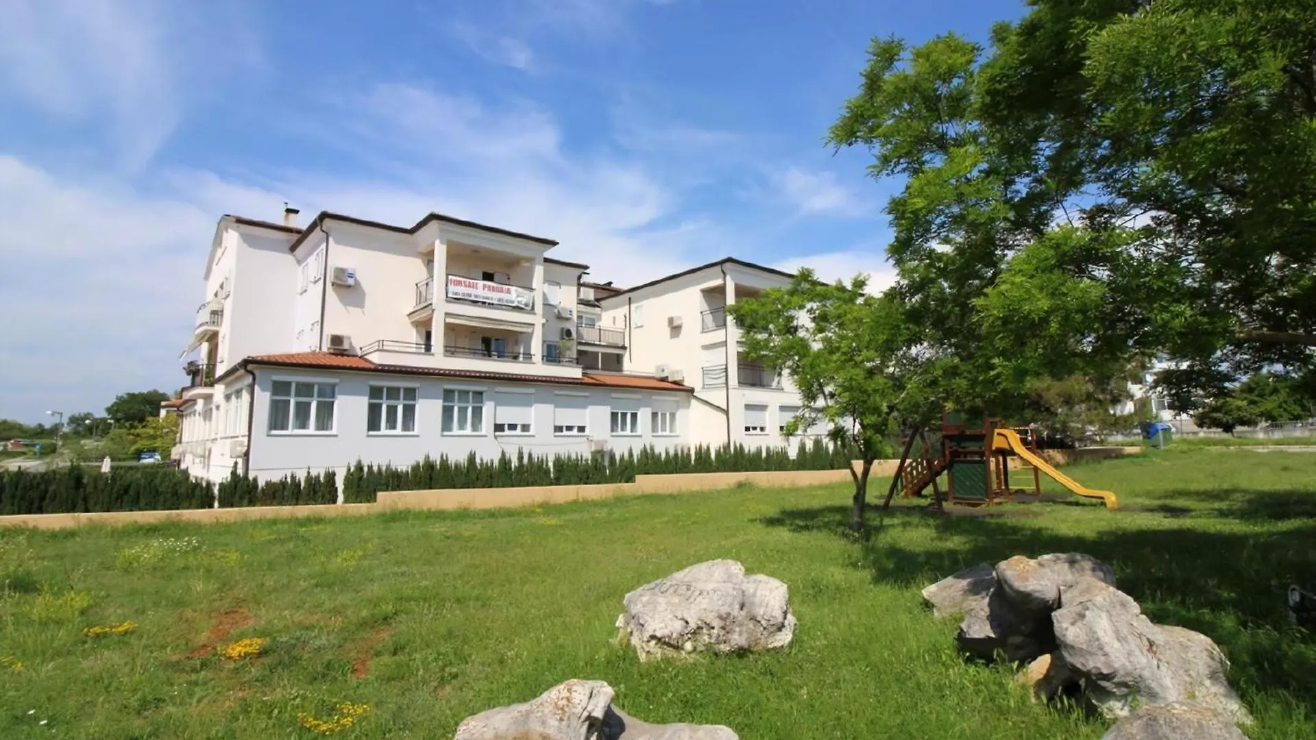 Apartment Moderne Ferienwohnung Dolce Vita In Strandnaehe Porec Croatia
